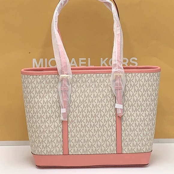 MICHAEL KORS
Jet Set Travel Logo Top-Zip Shoulder Tote Bag PRIMROSE MUL… - Picture 9 of 15
